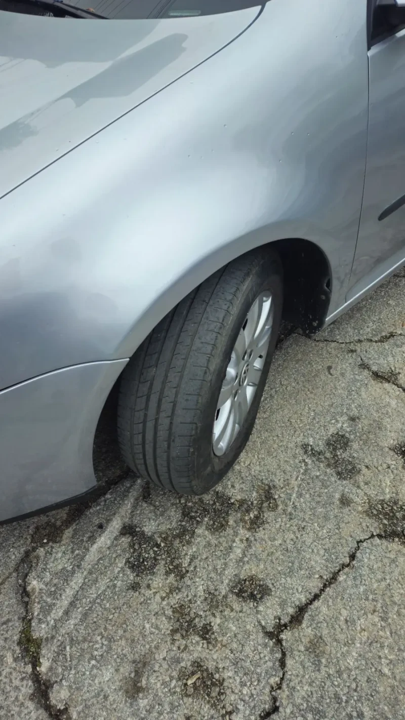 VW Golf 1.9 TDI, снимка 5 - Автомобили и джипове - 52634531