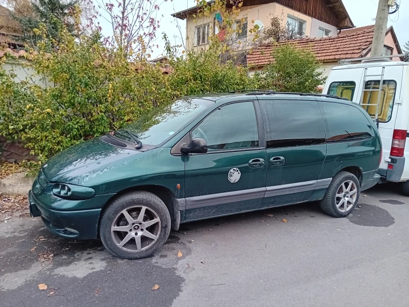 Chrysler Gr.voyager, снимка 2 - Автомобили и джипове - 52324334