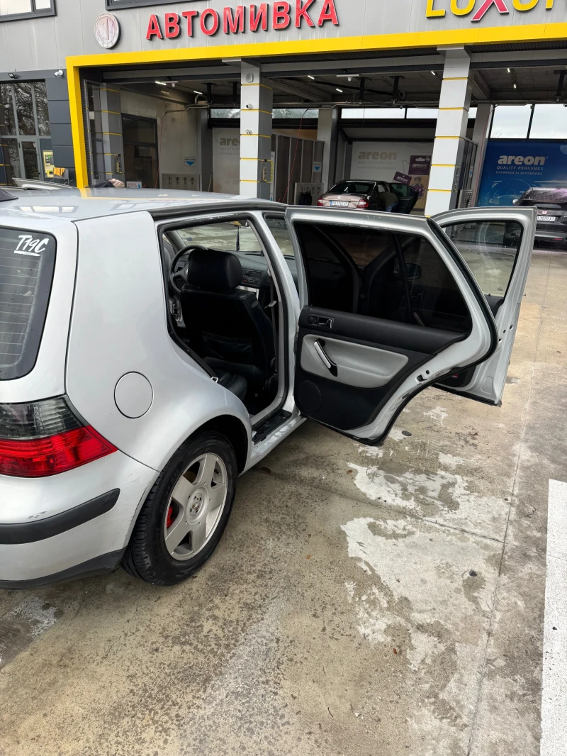 VW Golf, снимка 12 - Автомобили и джипове - 52919813