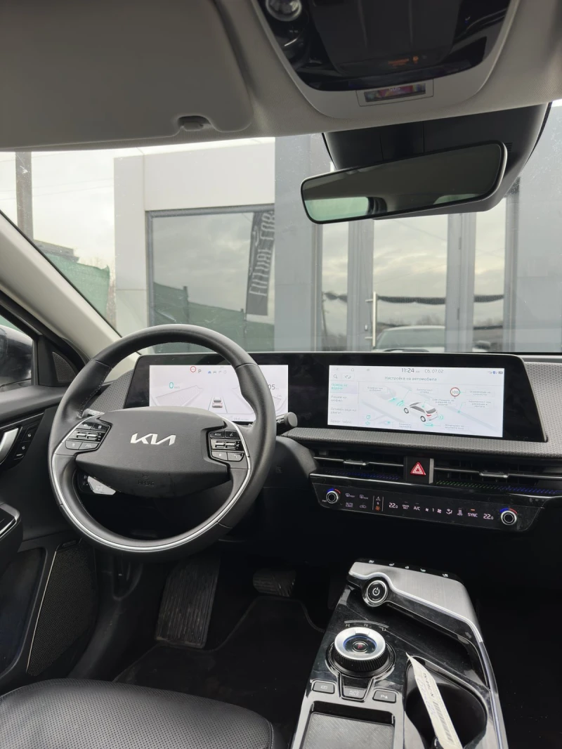 Kia EV6 PLUS 77.4KWh RWD/MERIDIAN/CAM/DISTRONIC/SOH100%, снимка 8 - Автомобили и джипове - 52966425