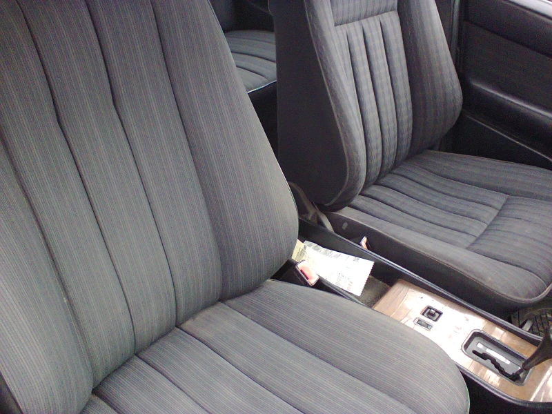 Mercedes-Benz 124 3.0 D , снимка 12 - Автомобили и джипове - 53163924