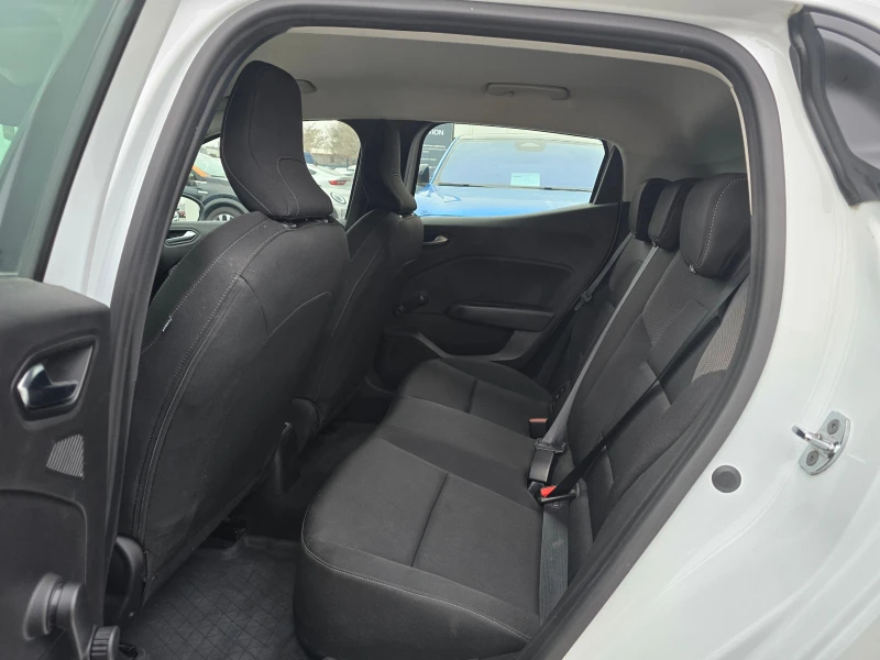 Renault Clio 1.0 Tce, снимка 7 - Автомобили и джипове - 53204157