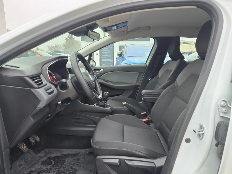 Renault Clio 1.0 Tce, снимка 6 - Автомобили и джипове - 53204157