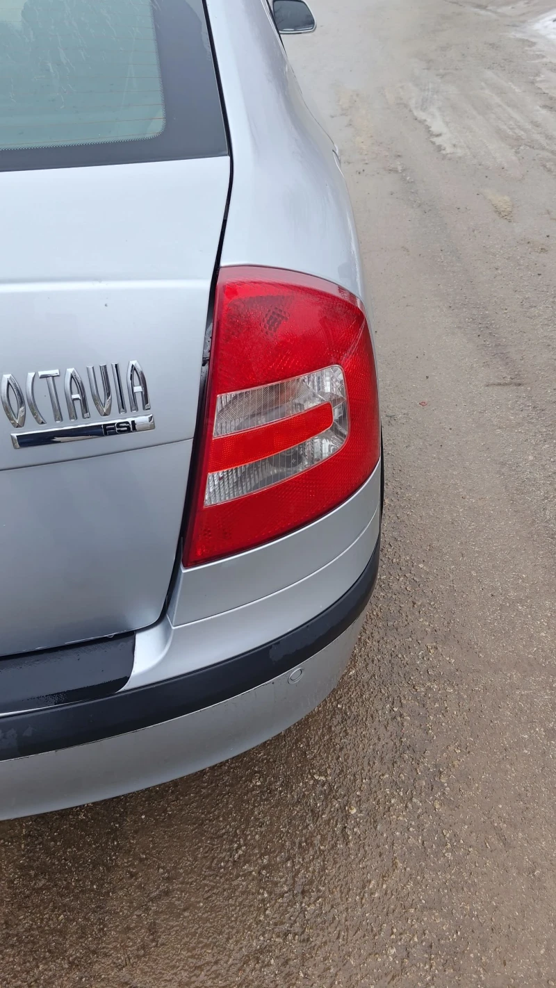 Skoda Octavia 1.6FSI, снимка 6 - Автомобили и джипове - 53211629
