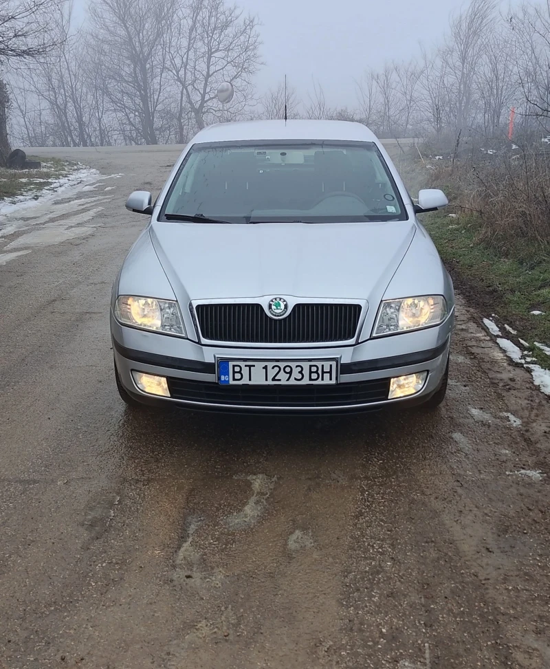 Skoda Octavia 1.6FSI, снимка 2 - Автомобили и джипове - 53211629