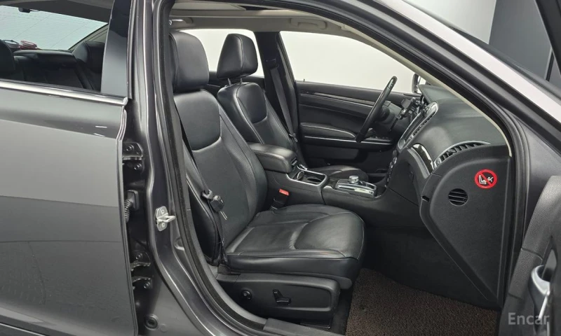 Chrysler 300c, снимка 10 - Автомобили и джипове - 53322671