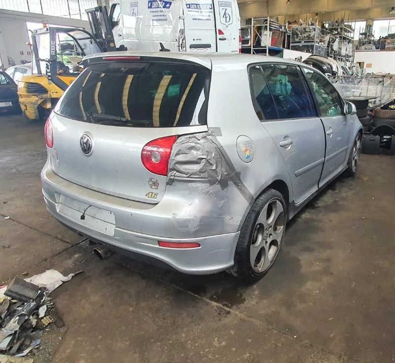 VW Golf V 2.0 GTI, снимка 3 - Автомобили и джипове - 29261554