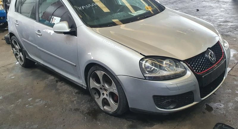 VW Golf V 2.0 GTI, снимка 5 - Автомобили и джипове - 29261554