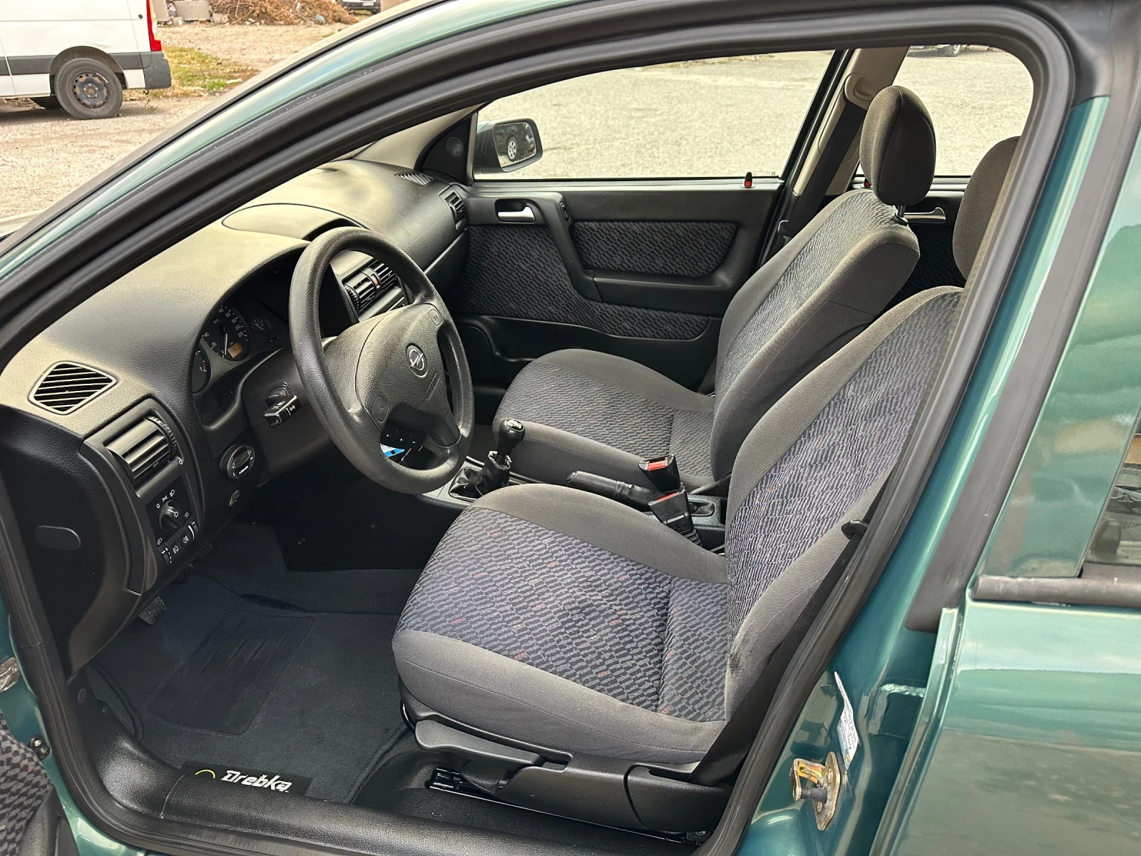 Opel Astra 1.6 - изображение 10