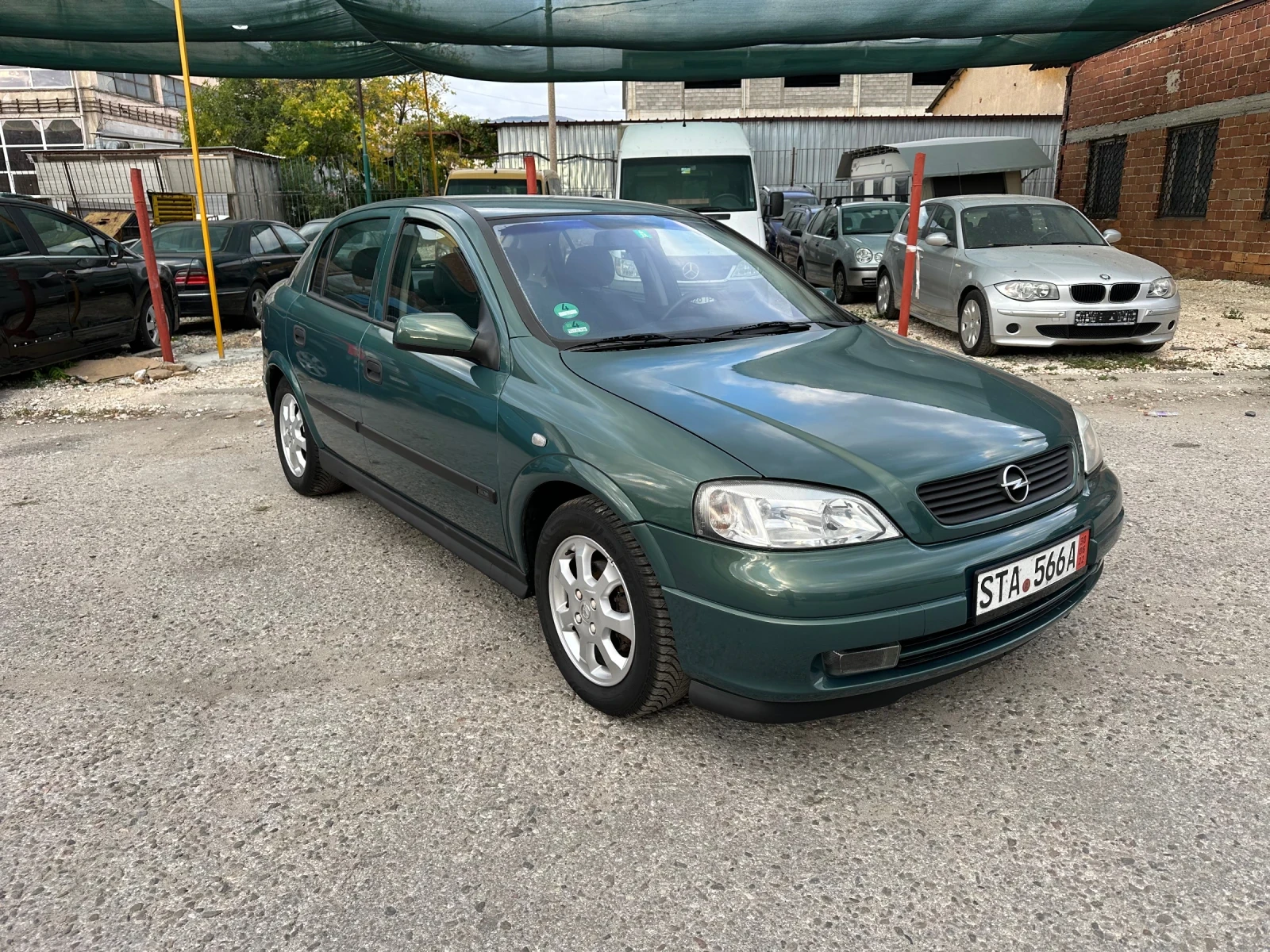 Opel Astra 1.6 - изображение 2