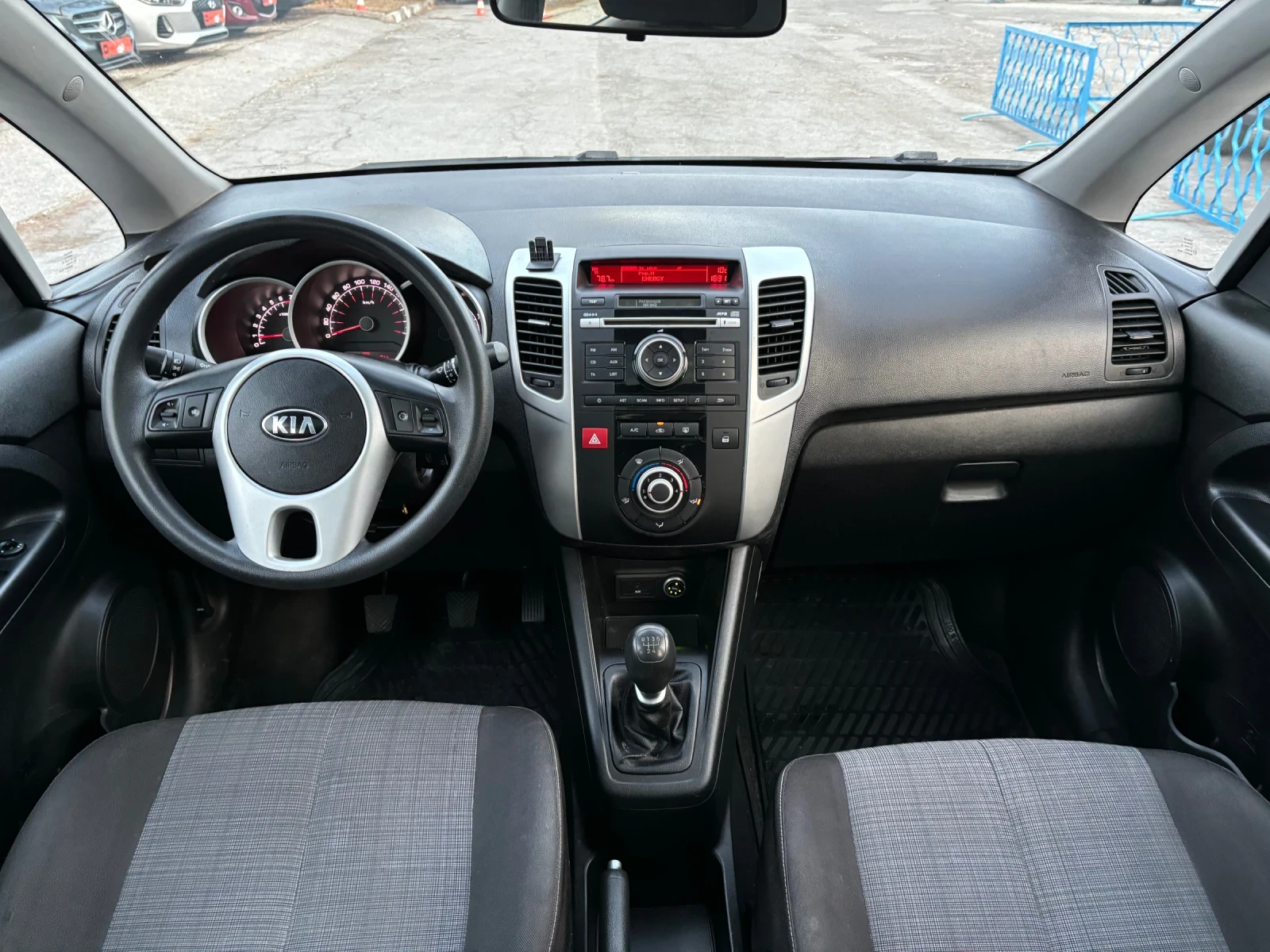 Kia Venga 1, 4  i + GPL  - изображение 8