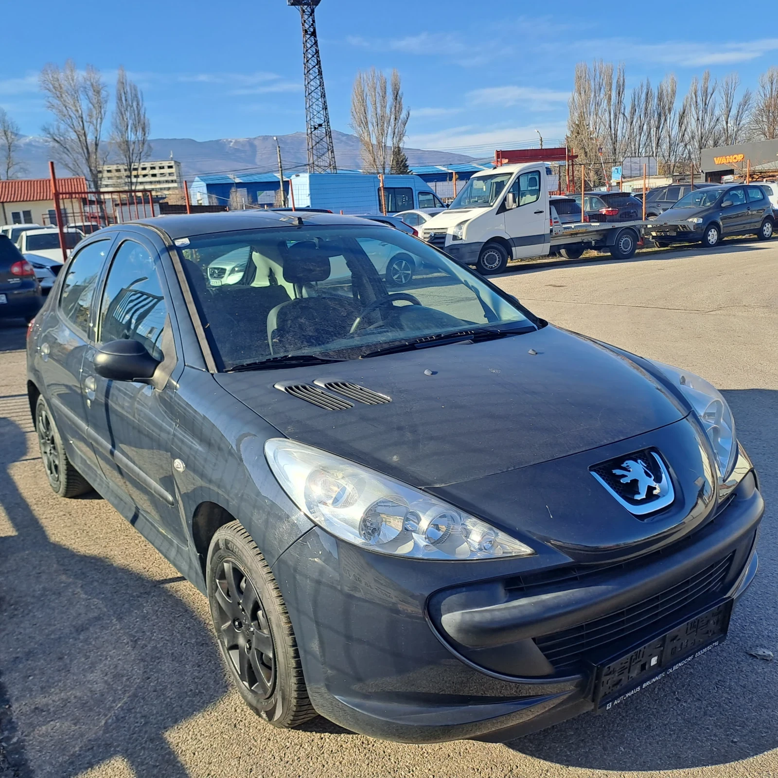 Peugeot 206 1.1 Много запазен автомобил. - изображение 4