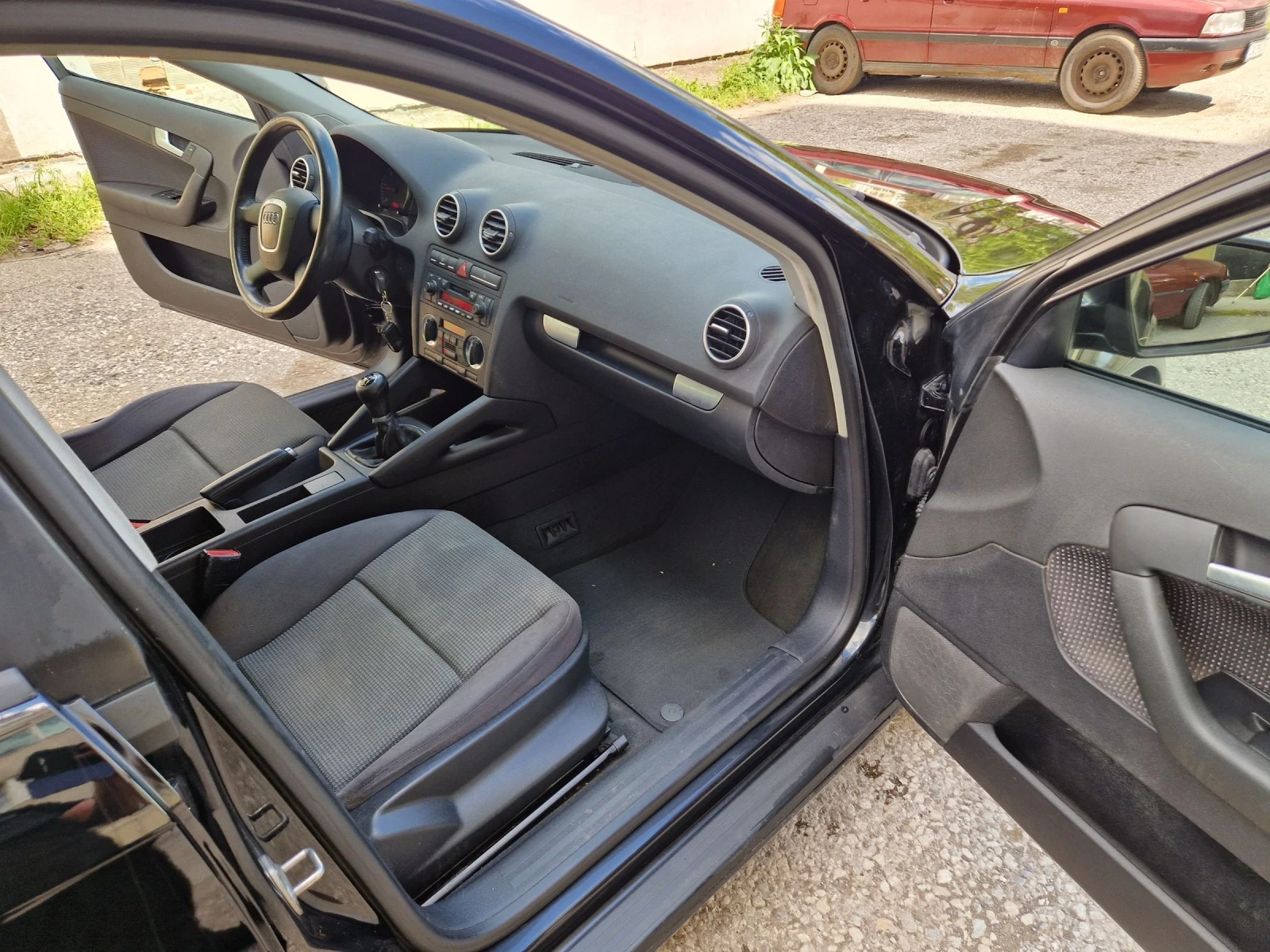Audi A3 2.0TDI, 140к.с, Шест скорости, Sportback - изображение 7