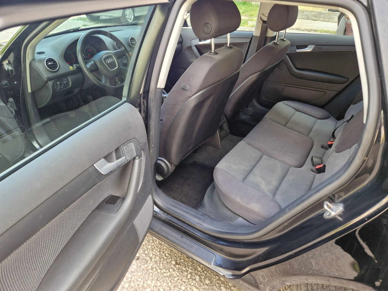 Audi A3 2.0TDI, 140к.с, Шест скорости, Sportback - изображение 10