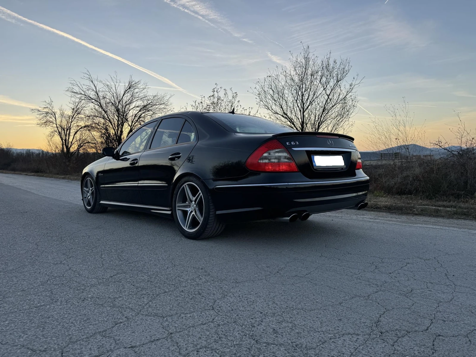 Mercedes-Benz E 63 AMG  - изображение 2