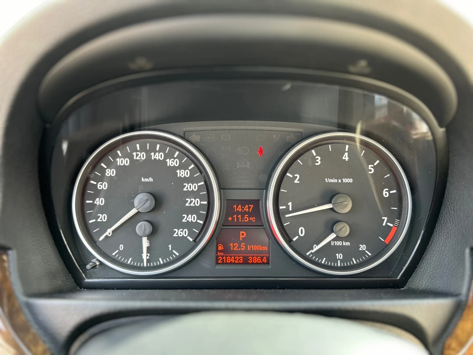 BMW 330  - изображение 8