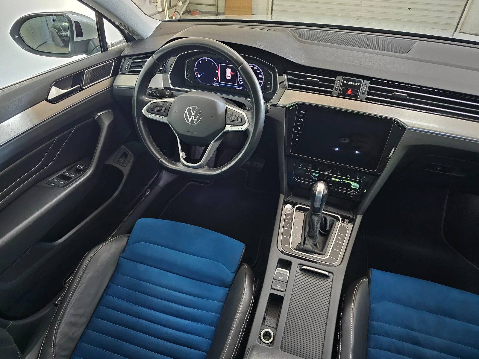 VW Passat Elegance 2.0tdi IQ.LIGHT - LED  DCC ACC Масаж  - изображение 7