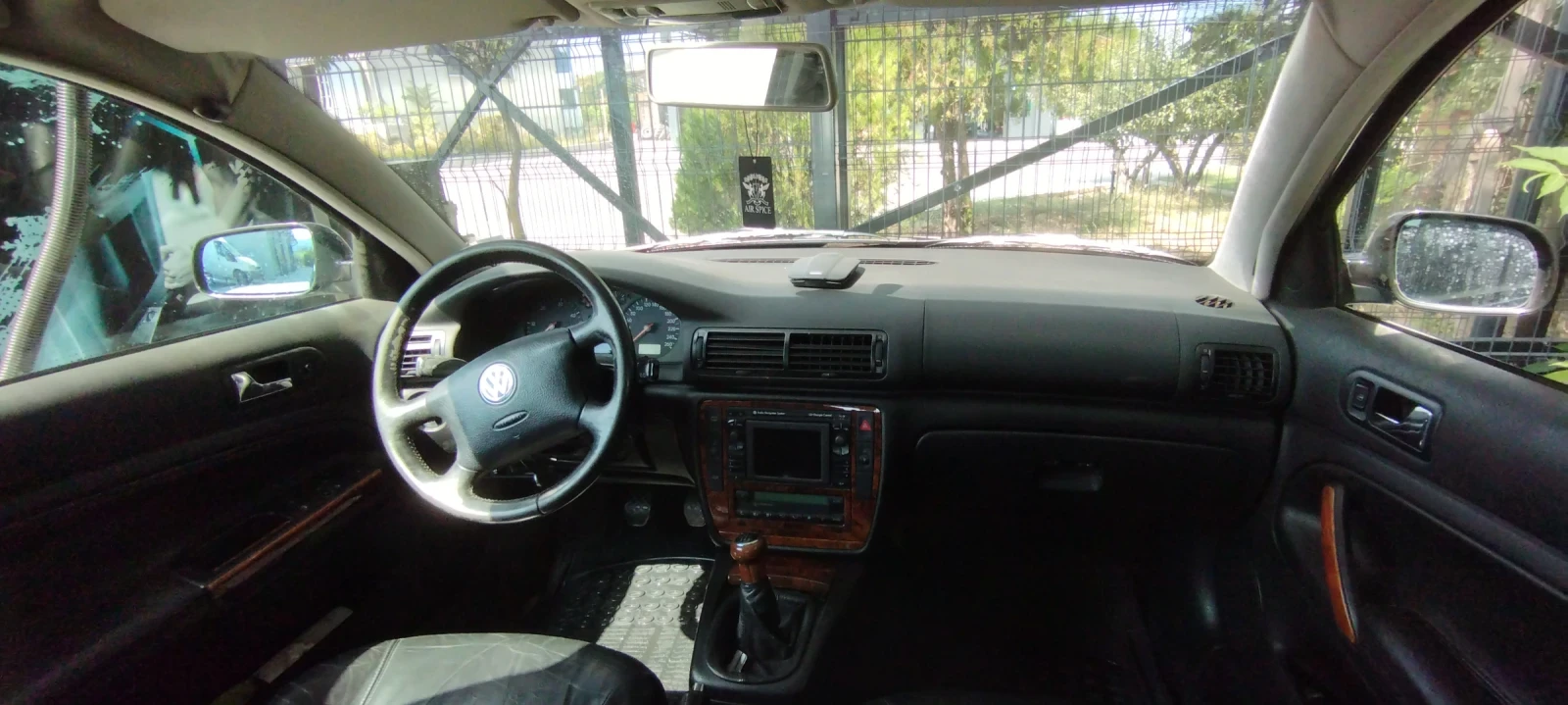 VW Passat 1.9 TDI - изображение 6