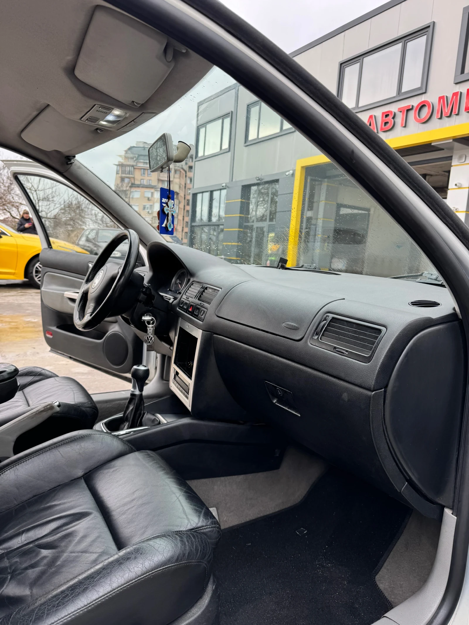 VW Golf  - изображение 7