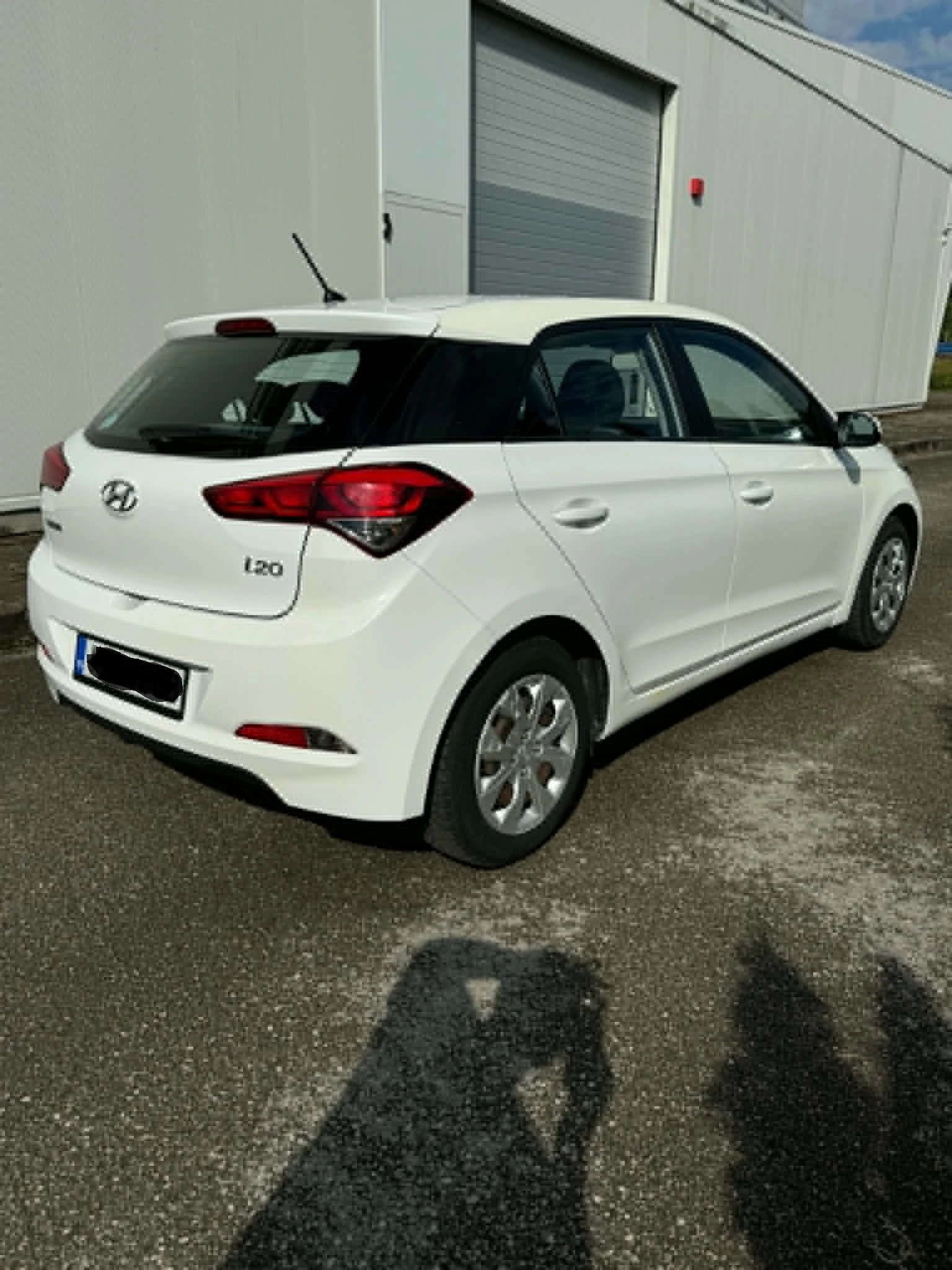 Hyundai I20 Hyundai i20 1.25, 75 к.с., снимка 6 - Автомобили и джипове - 55146622