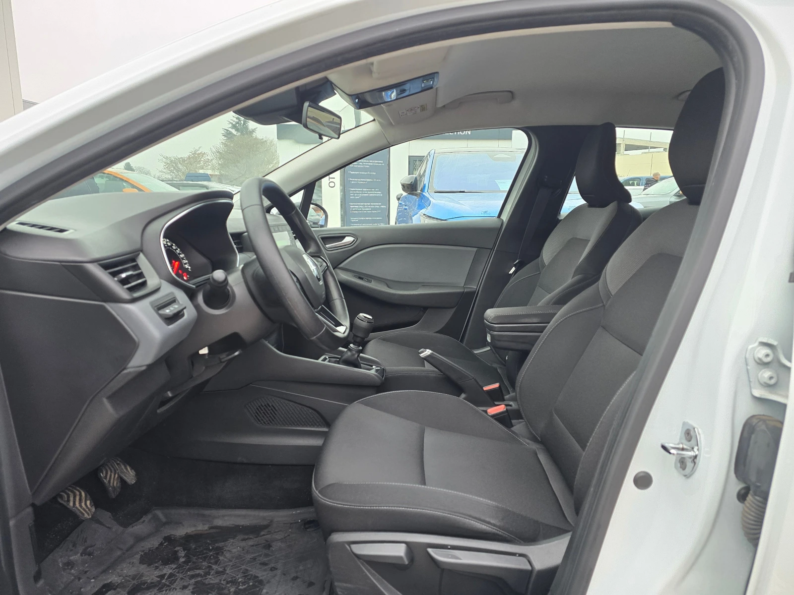 Renault Clio 1.0 Tce - изображение 6