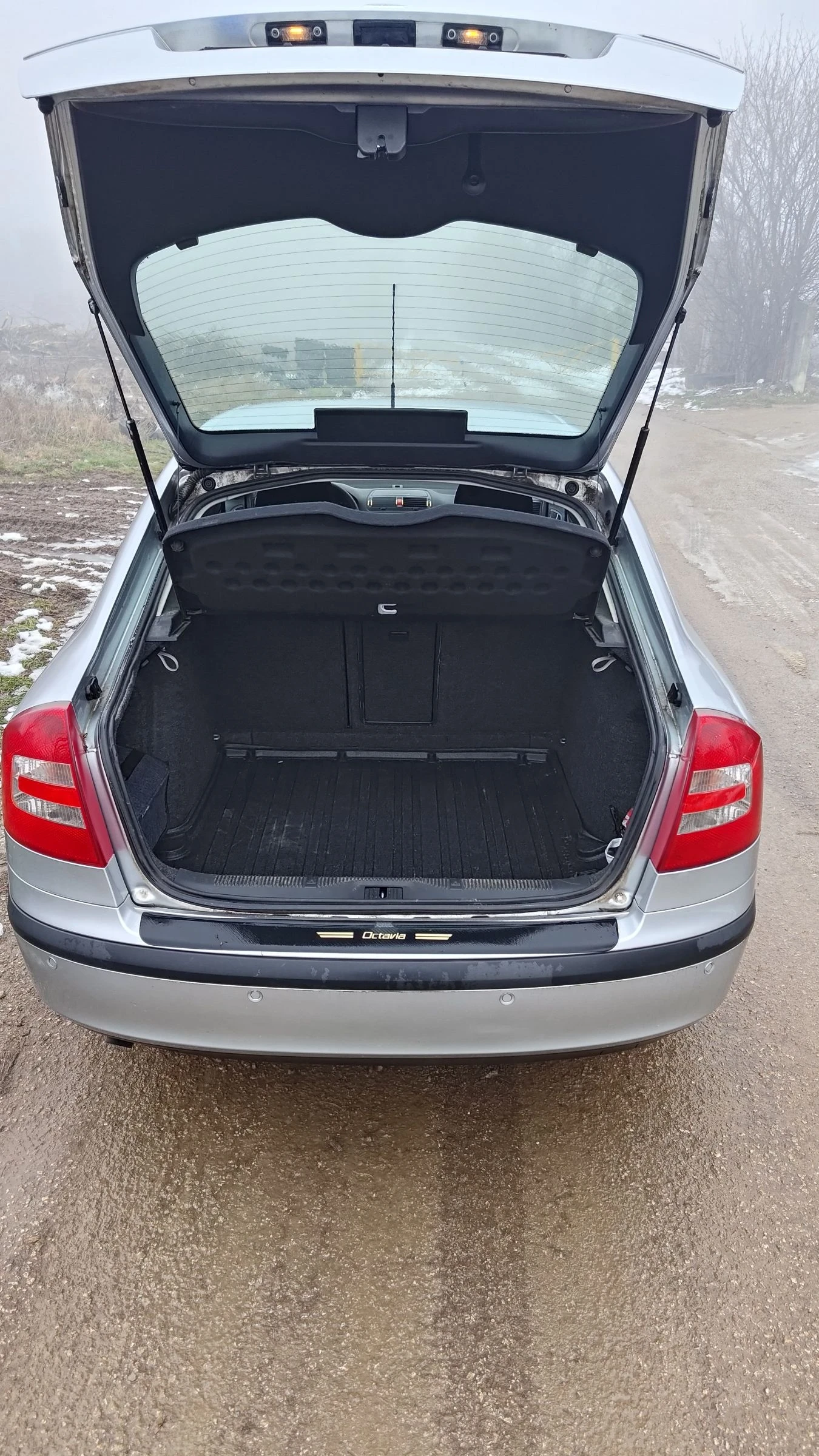 Skoda Octavia 1.6FSI - изображение 7