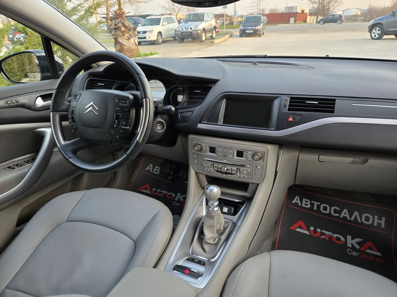 Citroen C5 2.0HDI-140кс= 6СКОРОСТИ= НАВИ= ЕЛ.БАГАЖНИК= КОЖА, снимка 13 - Автомобили и джипове - 53714248