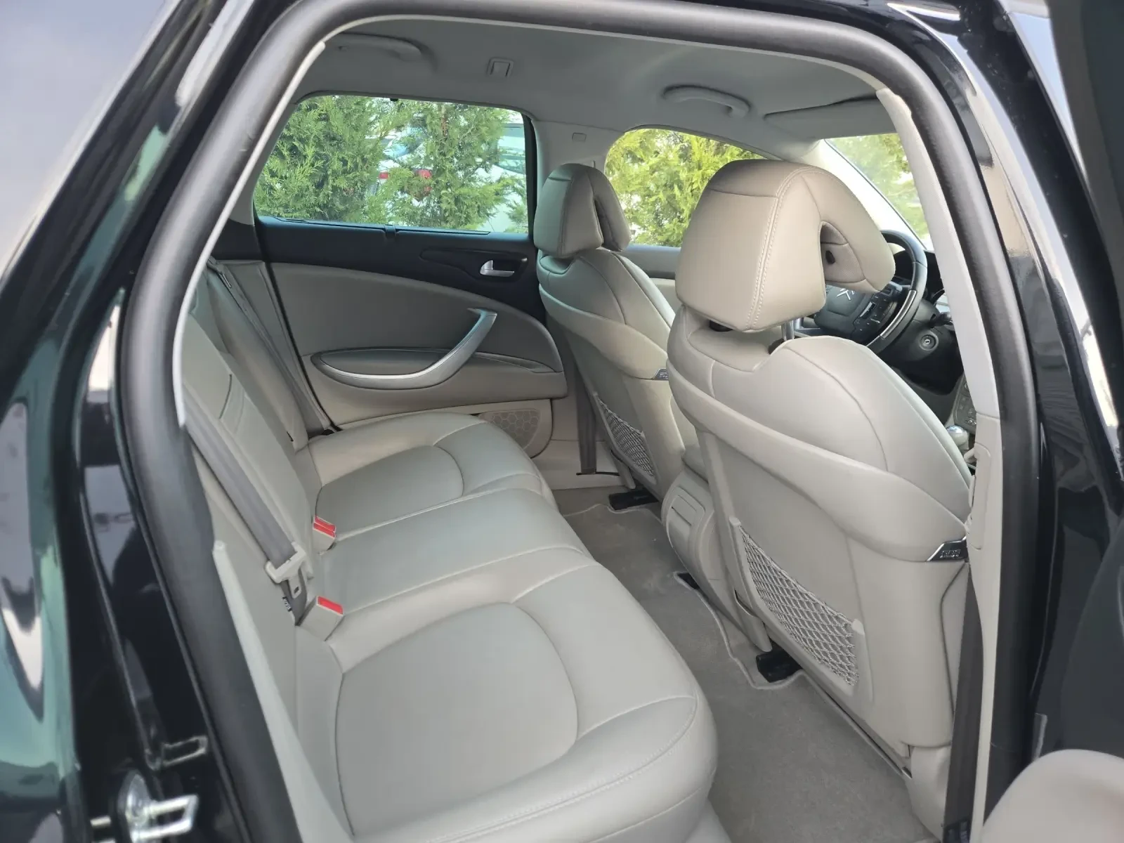 Citroen C5 2.0HDI-140кс= 6СКОРОСТИ= НАВИ= ЕЛ.БАГАЖНИК= КОЖА, снимка 14 - Автомобили и джипове - 53714248