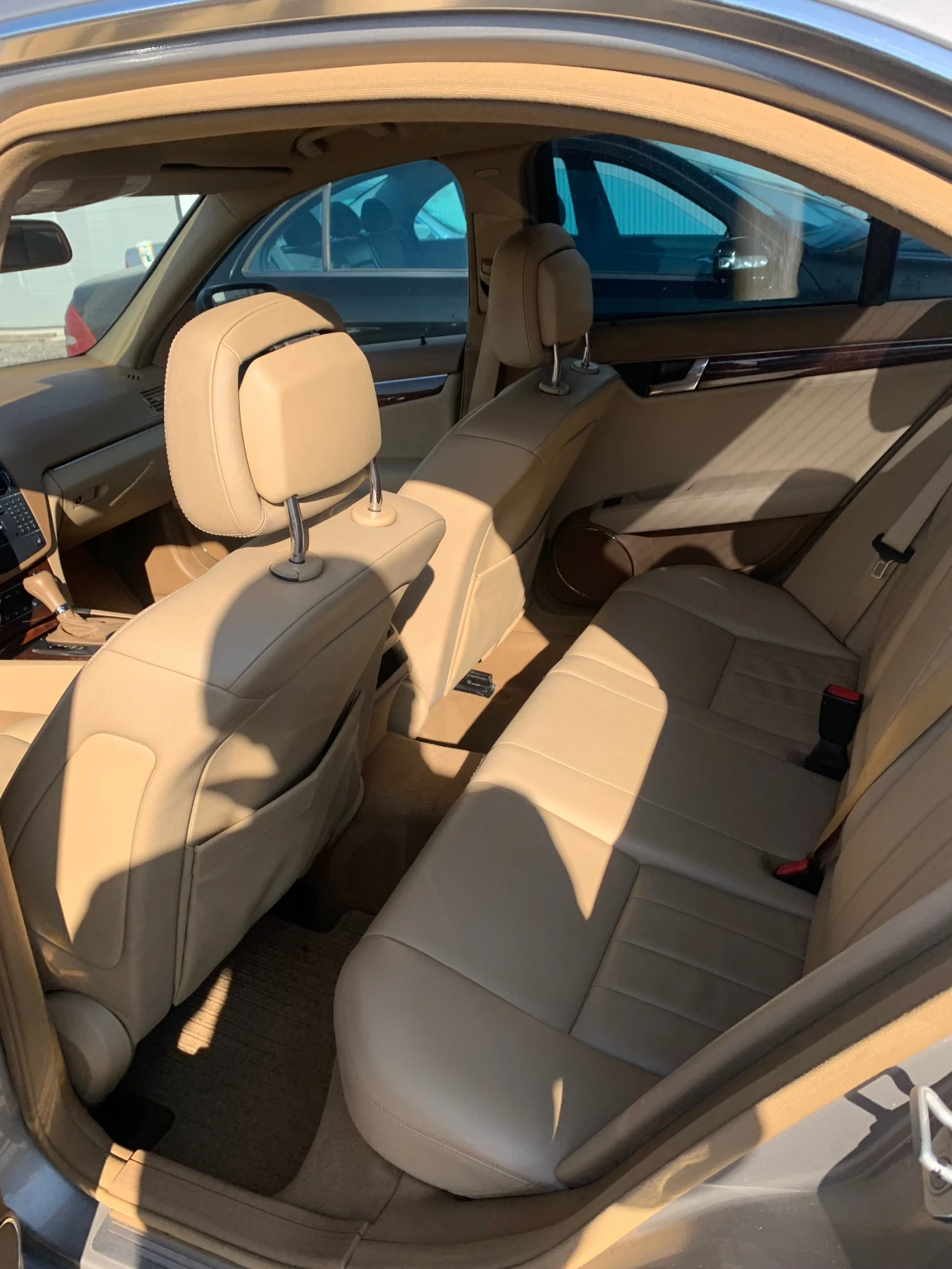 Mercedes-Benz C 220 C 220 cdi, снимка 12 - Автомобили и джипове - 53755064