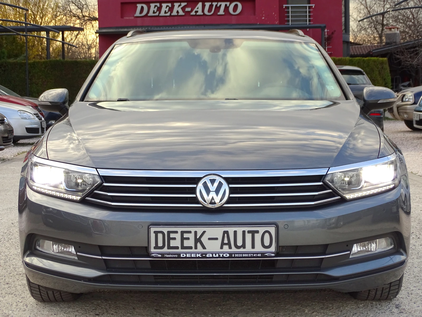 VW Passat 1.6TDI_DSG_LED_NAVI_* , снимка 3 - Автомобили и джипове - 53900399