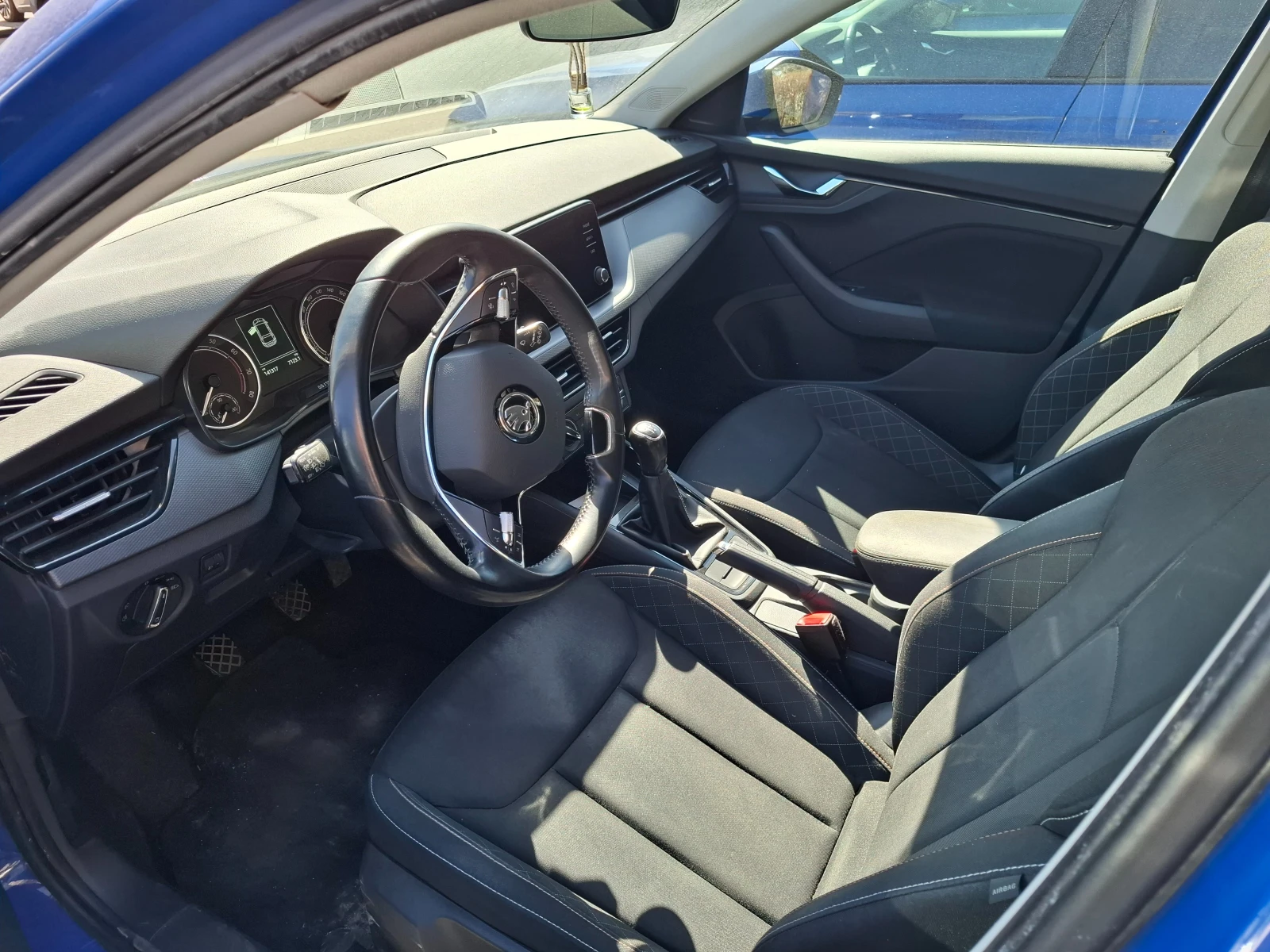 Skoda Scala, снимка 3 - Автомобили и джипове - 54056680