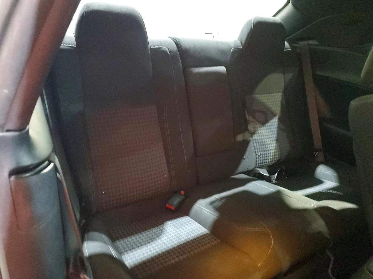 Dodge Challenger 3.6l Sxt, снимка 10 - Автомобили и джипове - 54479942