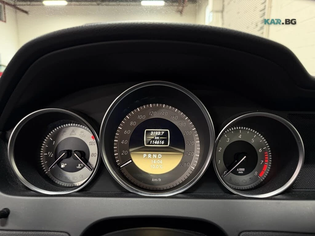 Mercedes-Benz C 300 АвтоКредит * (ЦЕНА ДО БГ), снимка 13 - Автомобили и джипове - 54641374