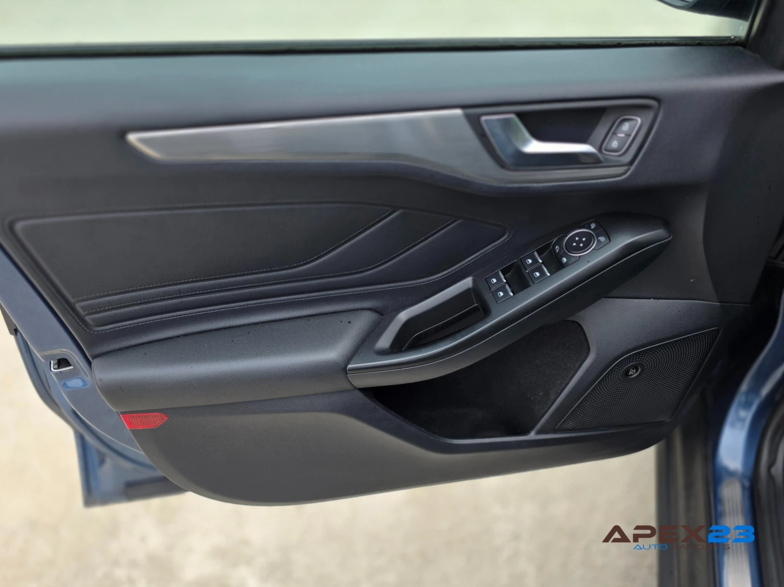 Ford Focus Titanium - Bang & Olufsen, снимка 11 - Автомобили и джипове - 54659950