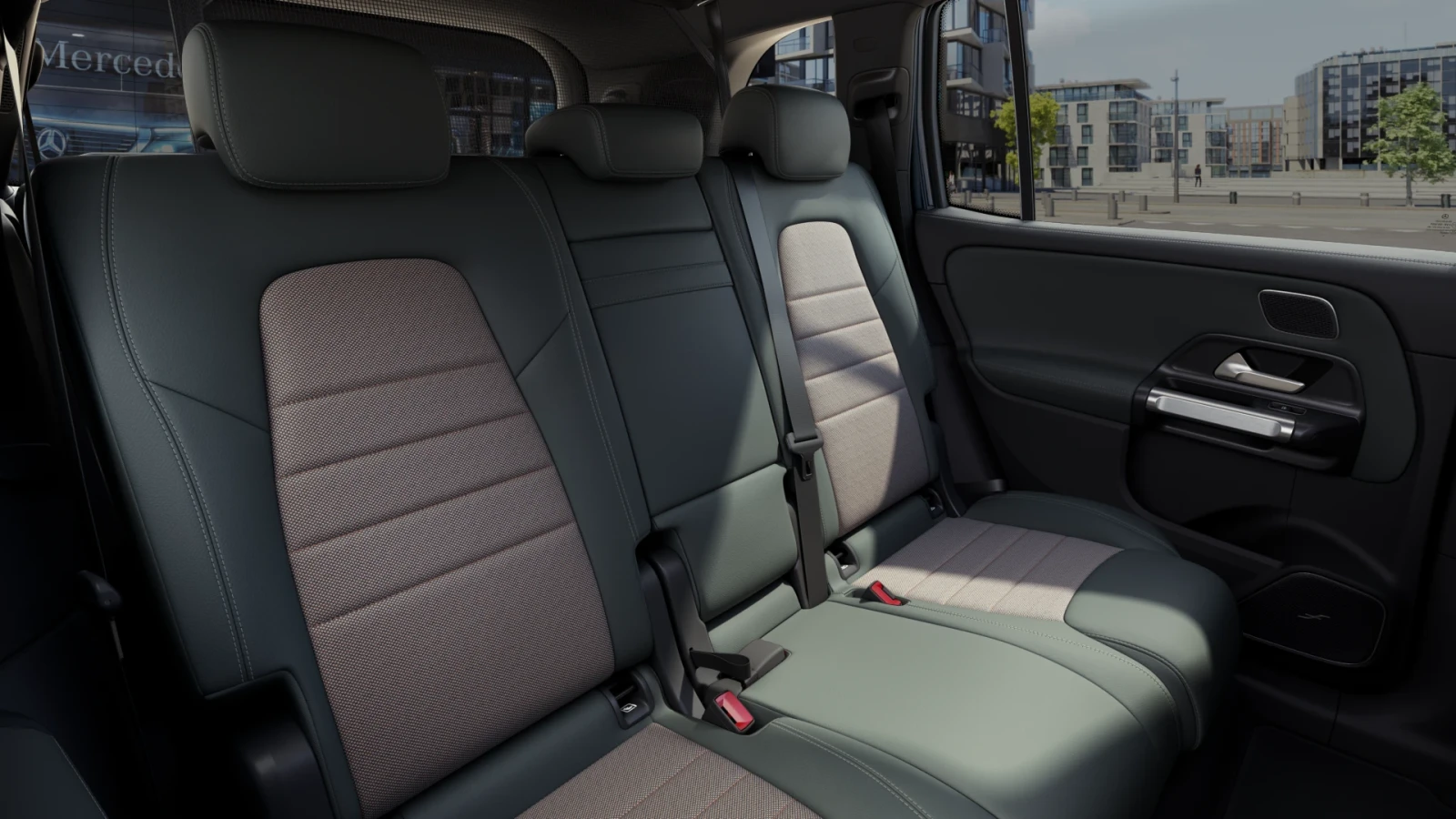 Mercedes-Benz EQB 350 4MATIC 6+ 1, снимка 10 - Автомобили и джипове - 54681703