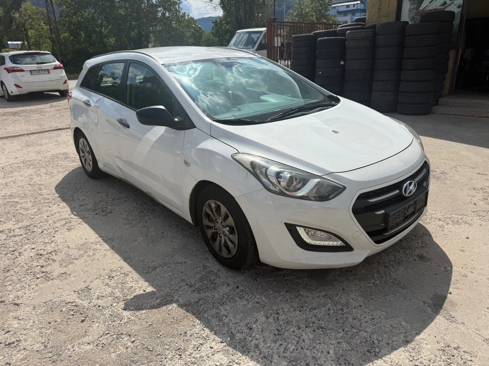 Hyundai I30 1.4i ГАЗ 100кс., снимка 2 - Автомобили и джипове - 55397251