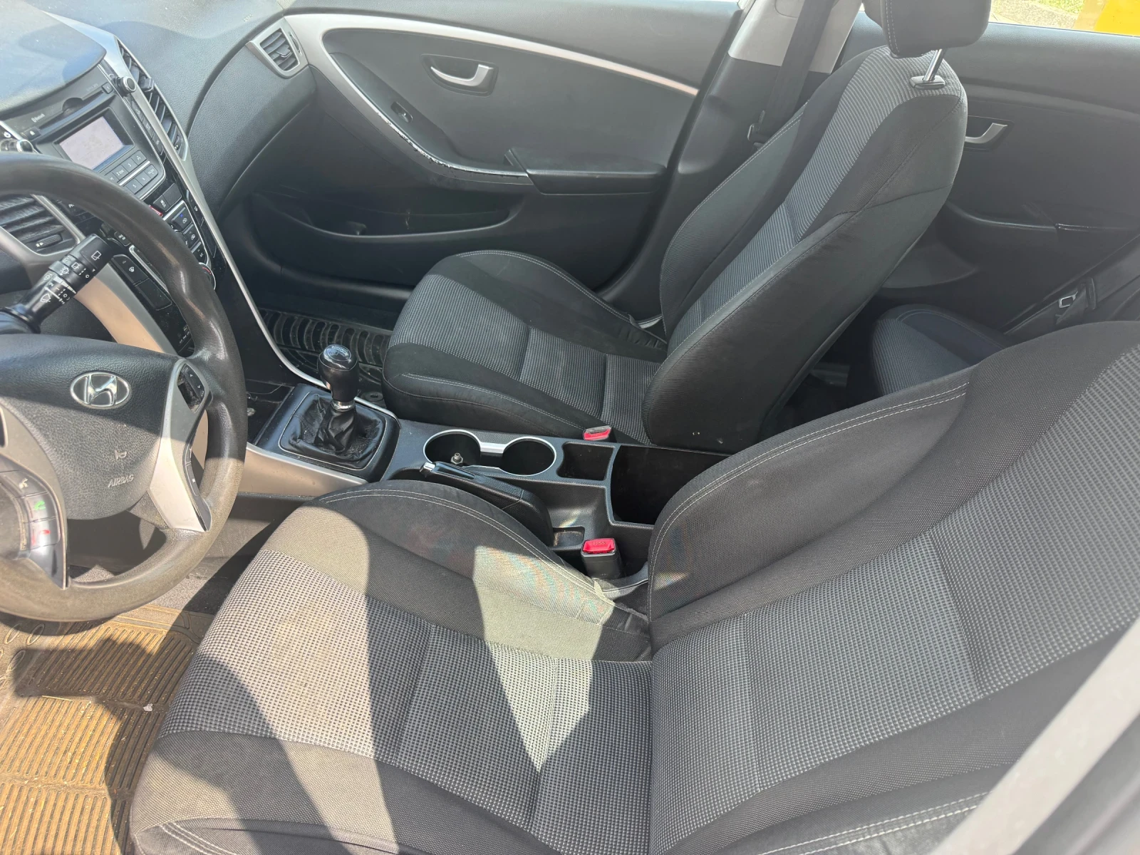 Hyundai I30 1.4i ГАЗ 100кс., снимка 9 - Автомобили и джипове - 55397251
