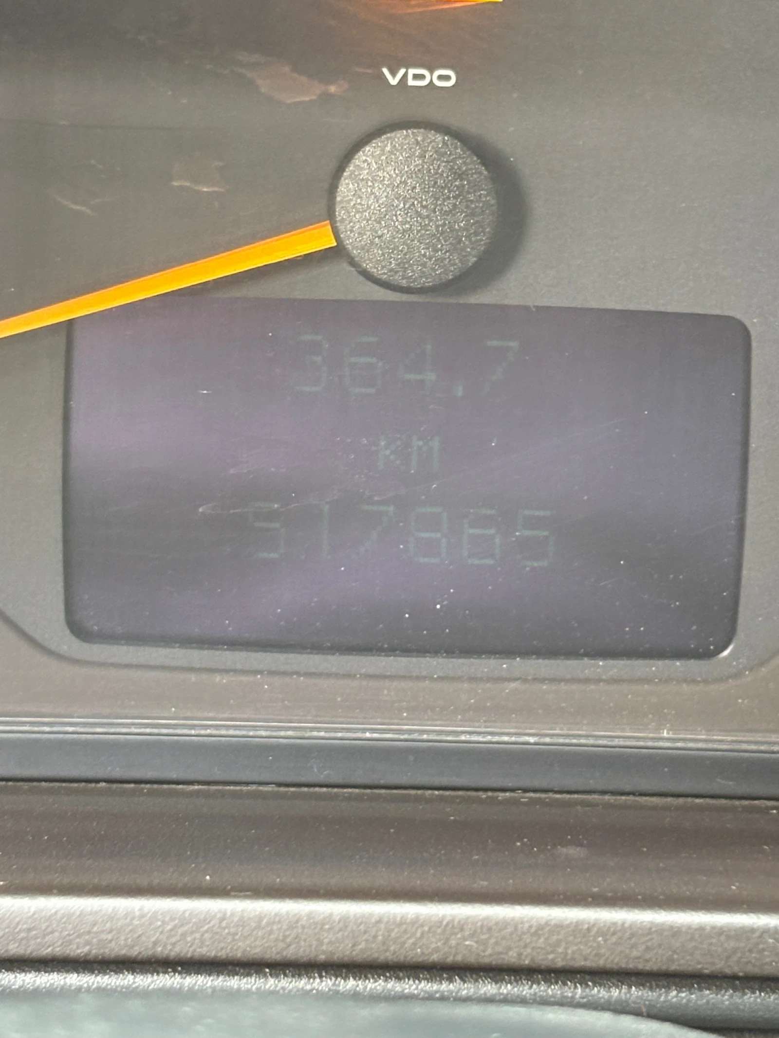 Mercedes-Benz E 220, снимка 9 - Автомобили и джипове - 55449779