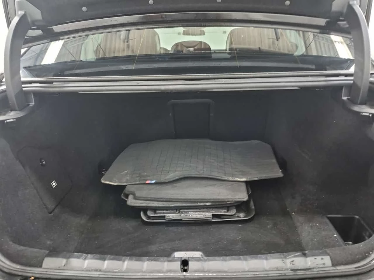 BMW i7 * XDRIVE60 * CARFAX * ЦЕНА ДО БГ, снимка 14 - Автомобили и джипове - 55629233