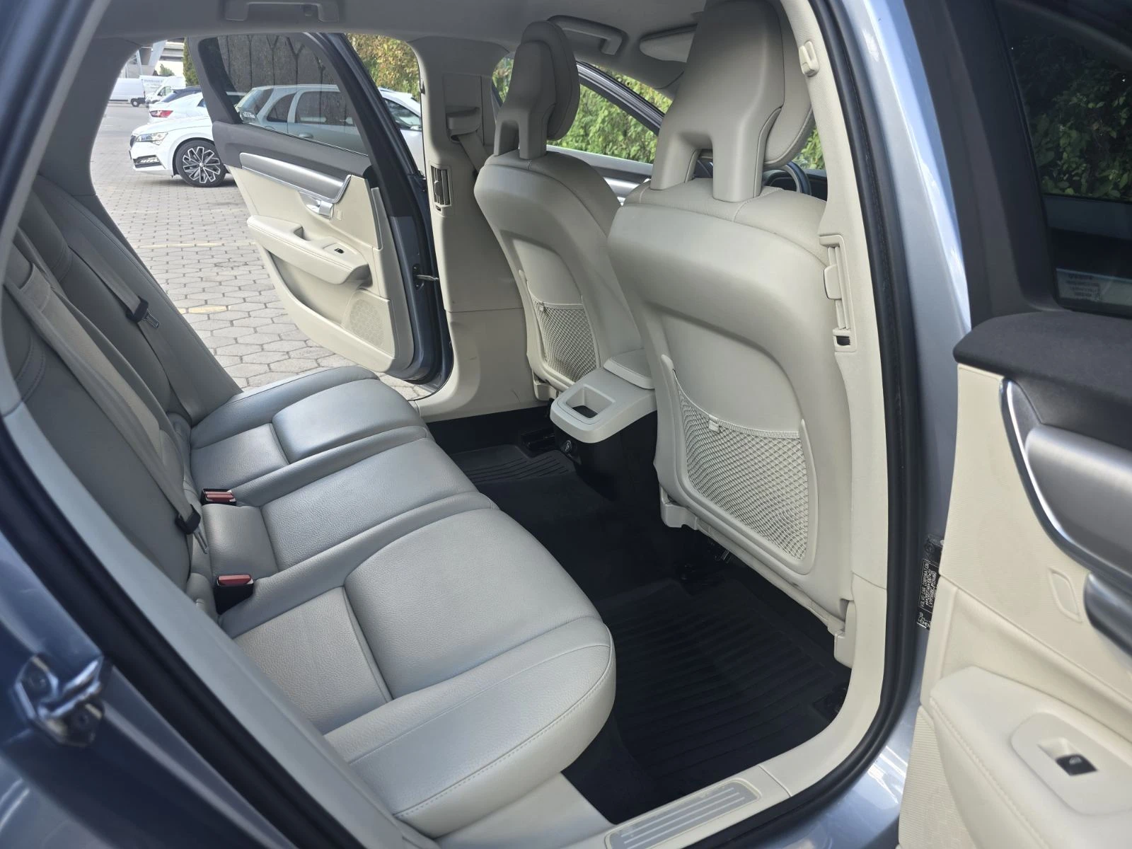 Volvo S90 D5, снимка 14 - Автомобили и джипове - 55999184