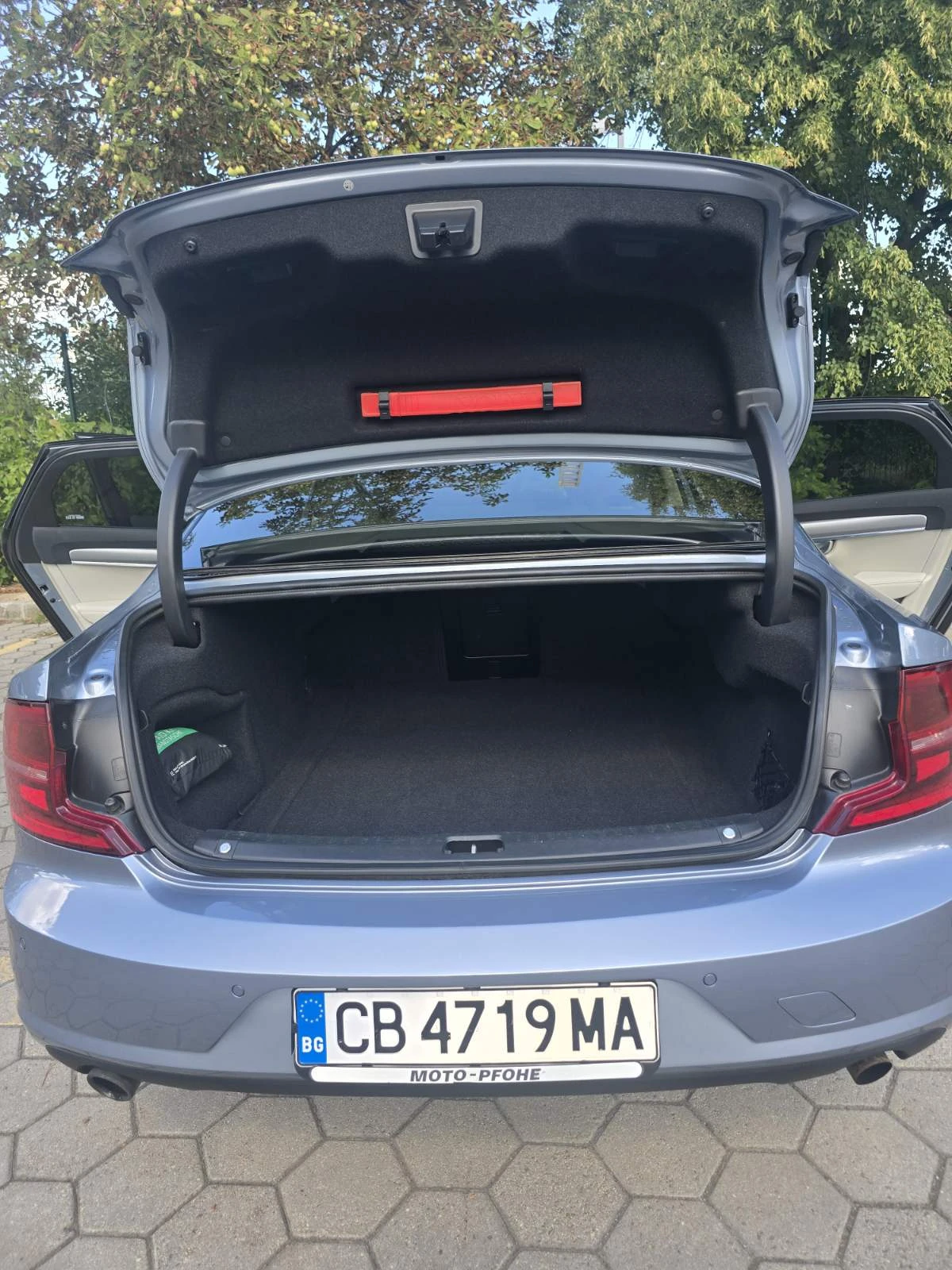 Volvo S90 D5, снимка 16 - Автомобили и джипове - 55999184