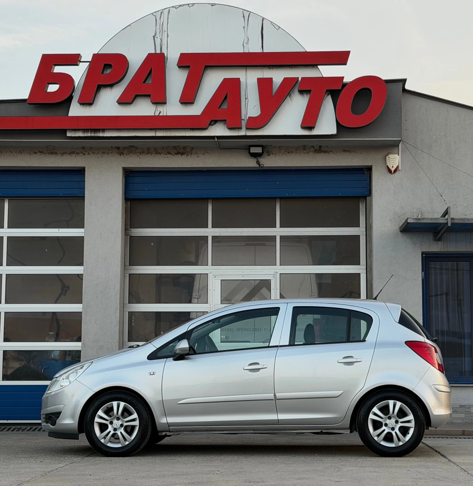 Opel Corsa 1.2БЕНЗИН, снимка 7 - Автомобили и джипове - 56148410