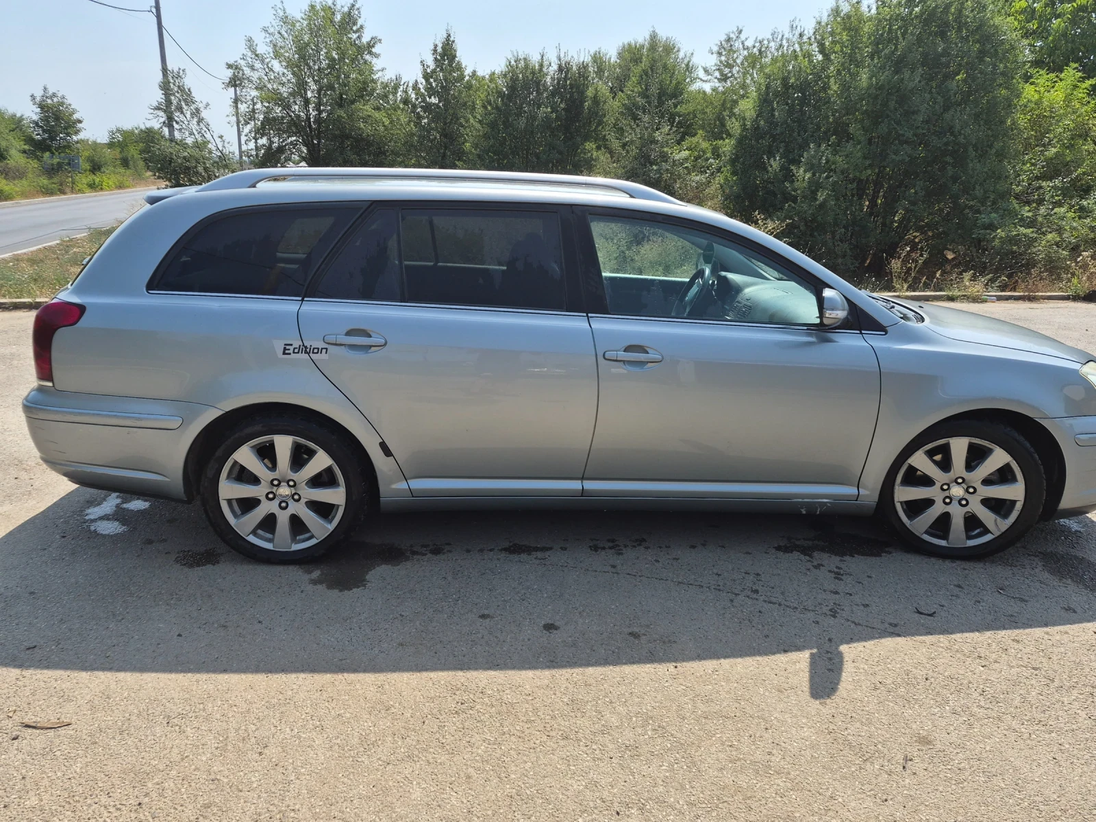 Toyota Avensis 2.0 D-4D 126 к.с. Facelift, снимка 4 - Автомобили и джипове - 56247726