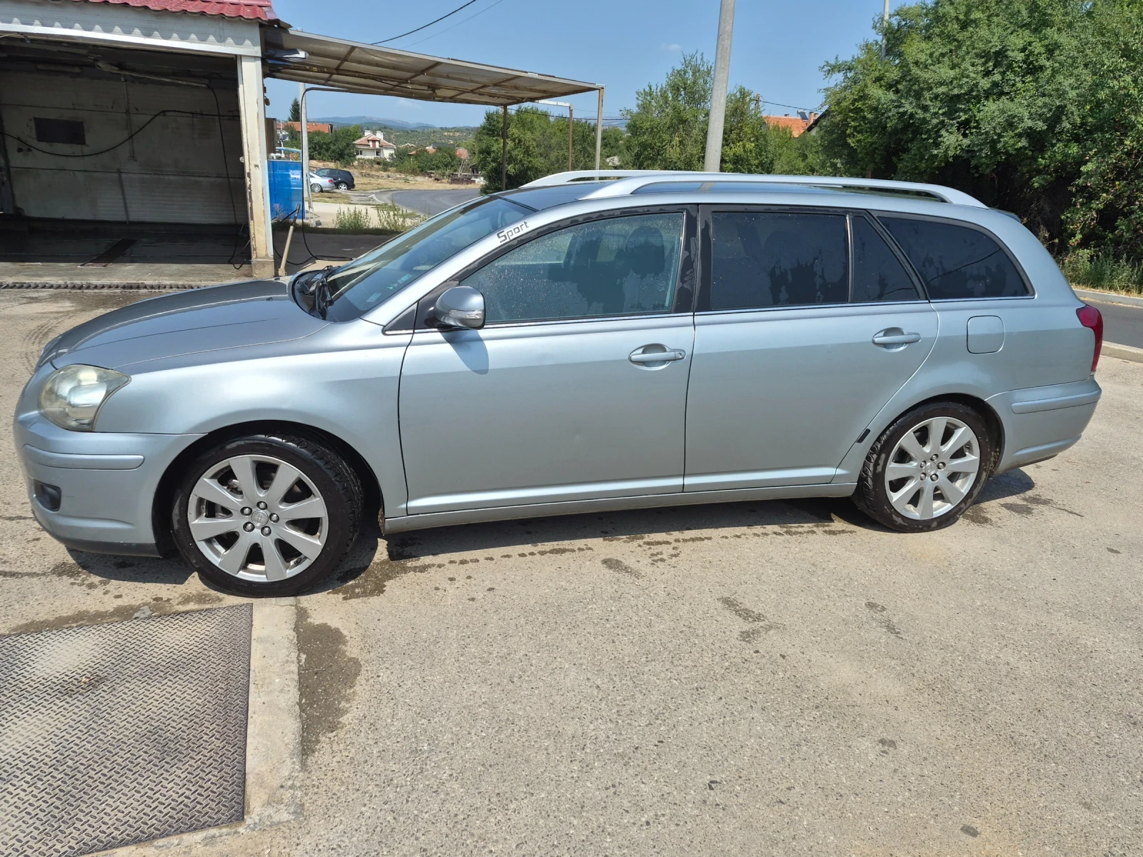 Toyota Avensis 2.0 D-4D 126 к.с. Facelift, снимка 2 - Автомобили и джипове - 56247726