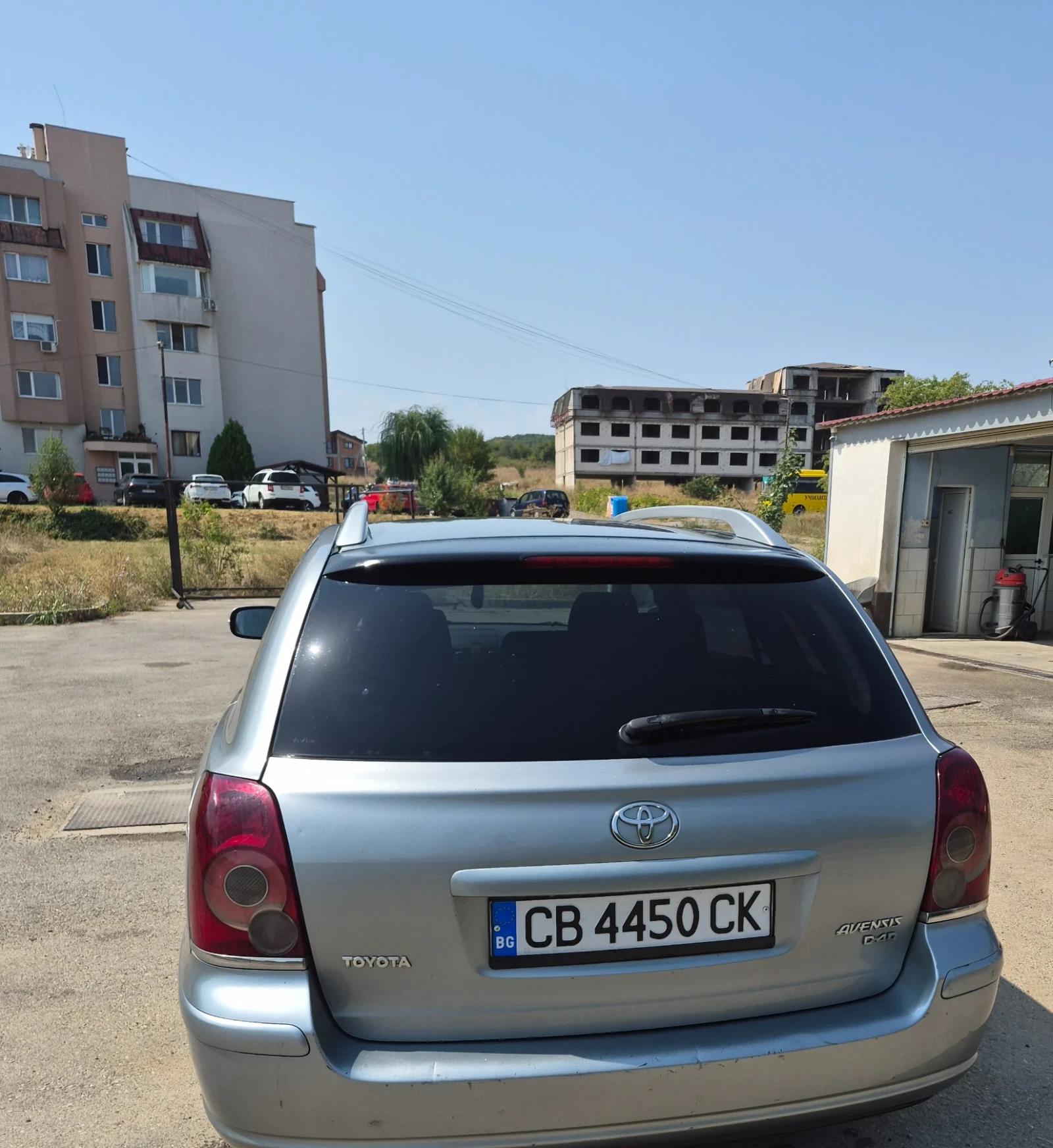 Toyota Avensis 2.0 D-4D 126 к.с. Facelift, снимка 3 - Автомобили и джипове - 56247726