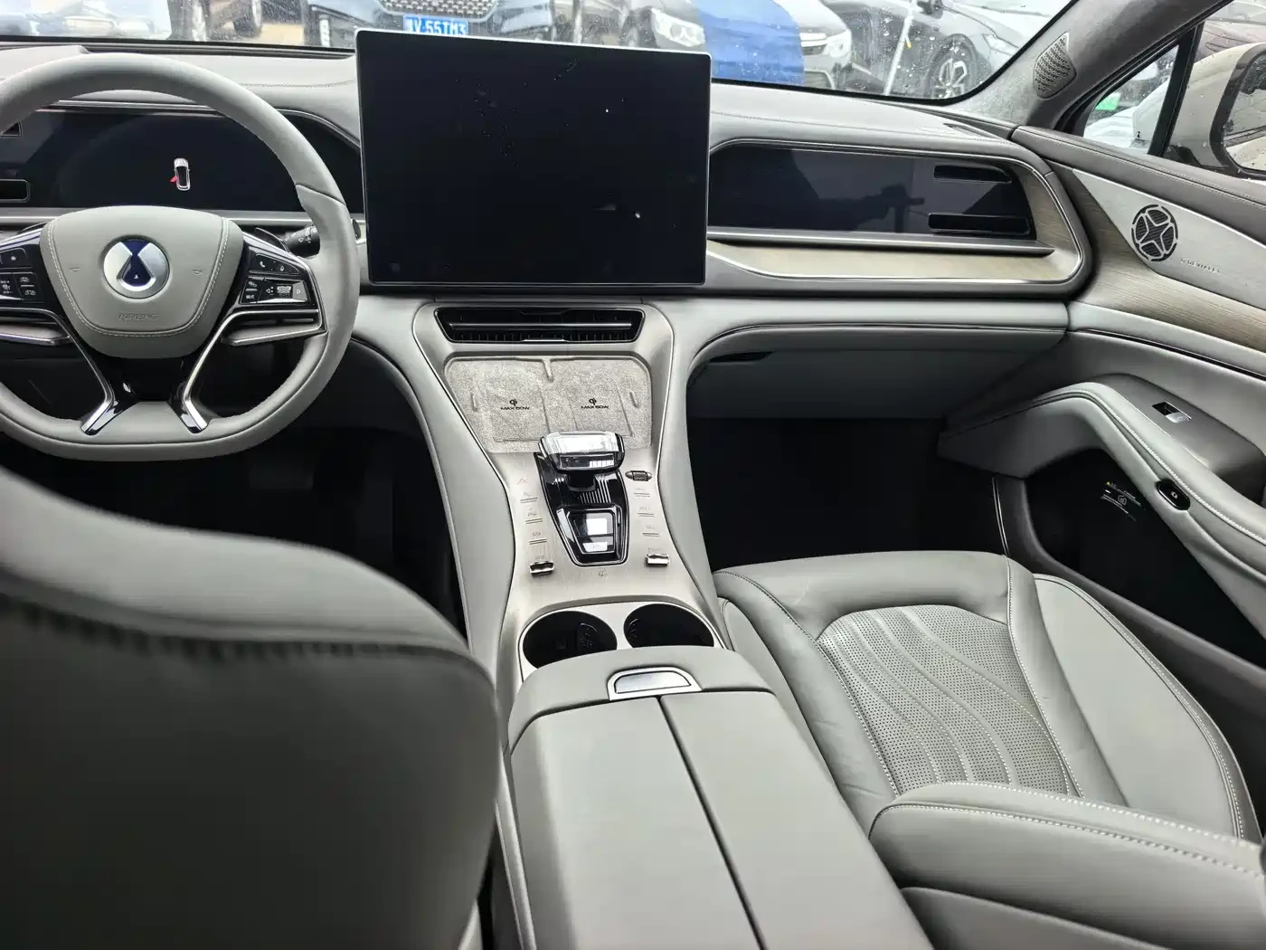 Denza N7 ULTRA 4WD | 530hp | 3.9s | 800V | Mobile.bg � ����������� 6
