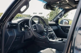 Toyota Land cruiser 300 3.5L V6/GR-SPORT/JBL/360/HEAD UP/, снимка 6