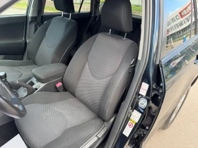 Toyota Rav4 2.2D-4D 98 000км!!! 6 Скорости Климатроник ТОП , снимка 9