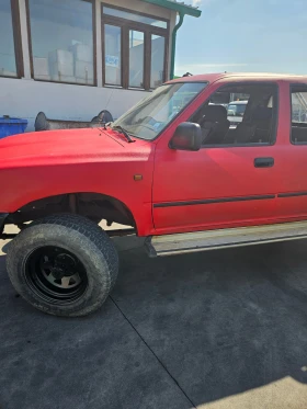Toyota Hilux | Mobile.bg    15