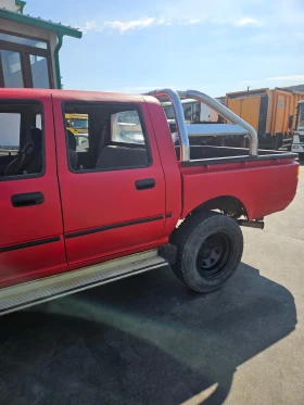 Toyota Hilux | Mobile.bg    17